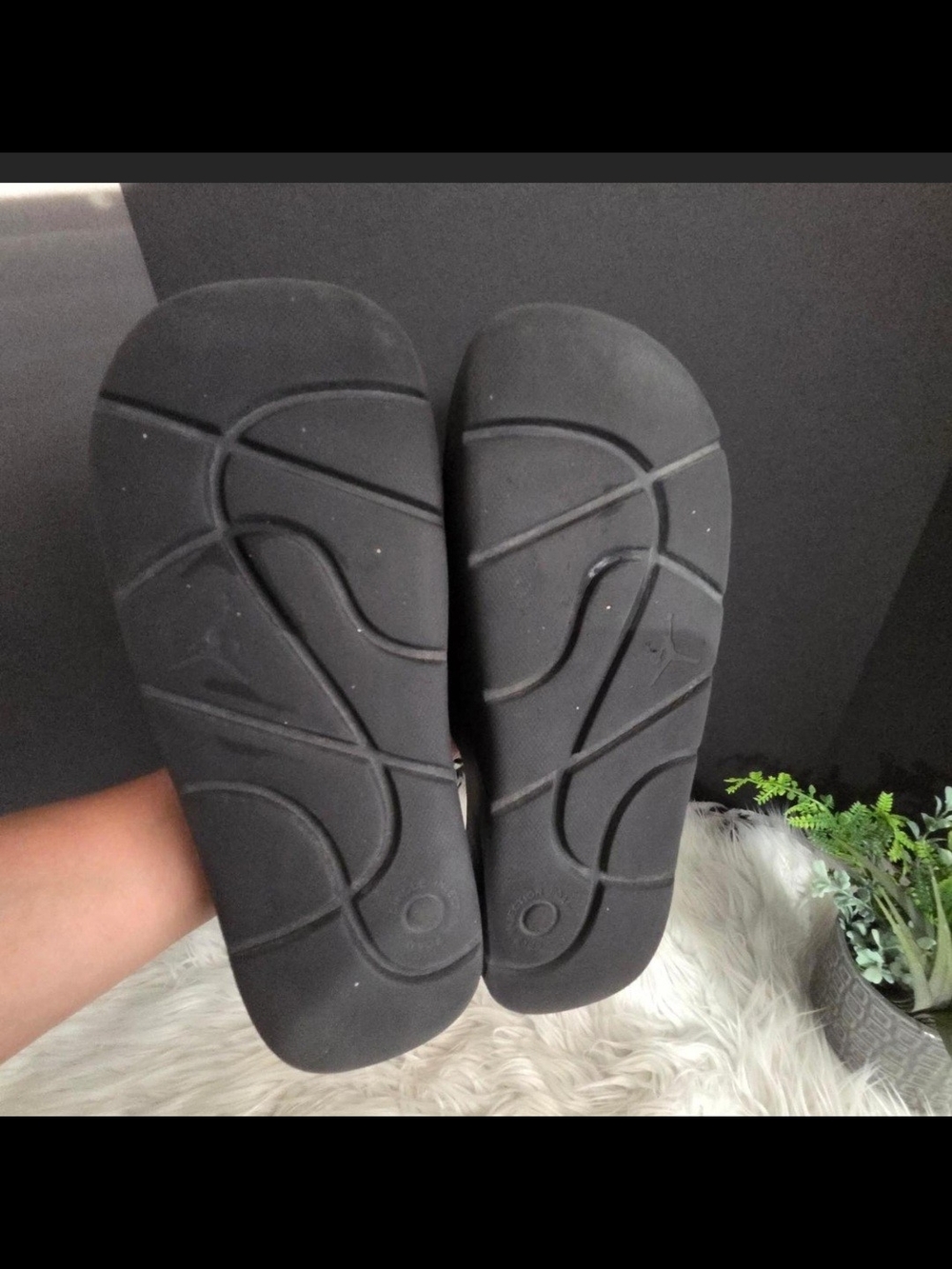 Nike Jordan Black Slide Sandals In Size 11 - Picture 6 of 7
